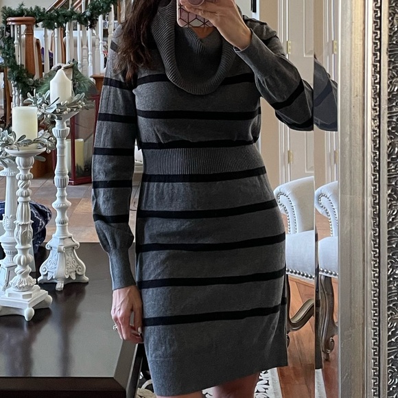 🎁 NWT Womens Medium Old Navy Striped Cowl Neck Sweater Dress - Picture 1 of 7